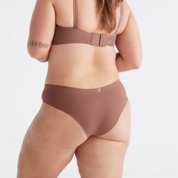 Knix Super Leakproof Cheeky - Picture 3 of 3